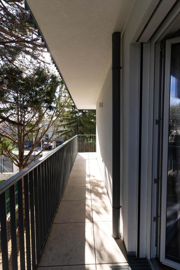 Luxurious With Big Balcony Near Center * Vienne
