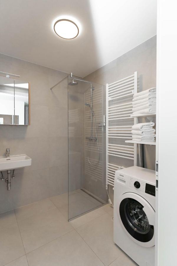 Luxurious With Big Balcony Near Center Appartement *